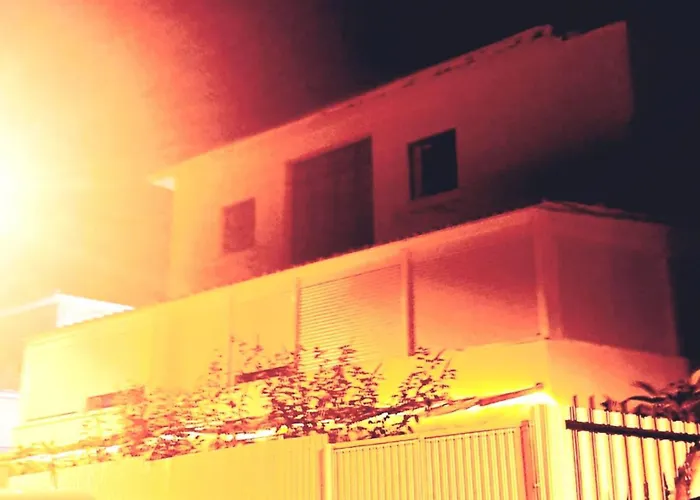 ゲストハウス Aquedarte 3*